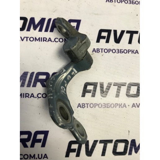Петля двери задней левой верхняя Ford Focus 2 HB 2005-2010 5012216